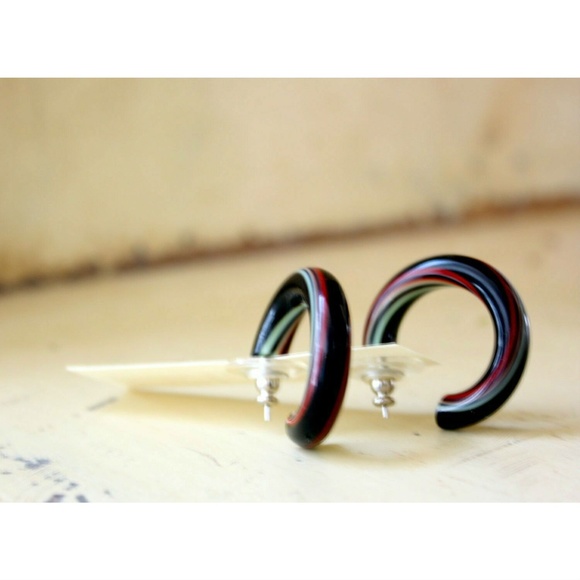 Black Stripe Vintage Lucite Tube Hoop Earrings - Picture 3 of 8